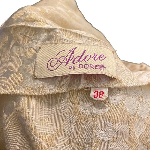 Vintage Satin Damask Wedding Dress - Picture 3 of 11